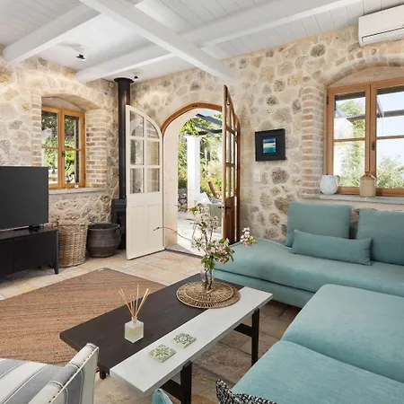 Corfu Olivestone Village With Swimming Pool Агиос-Маркос