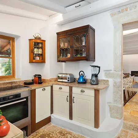 Corfu Olivestone Village With Swimming Pool * Агиос-Маркос